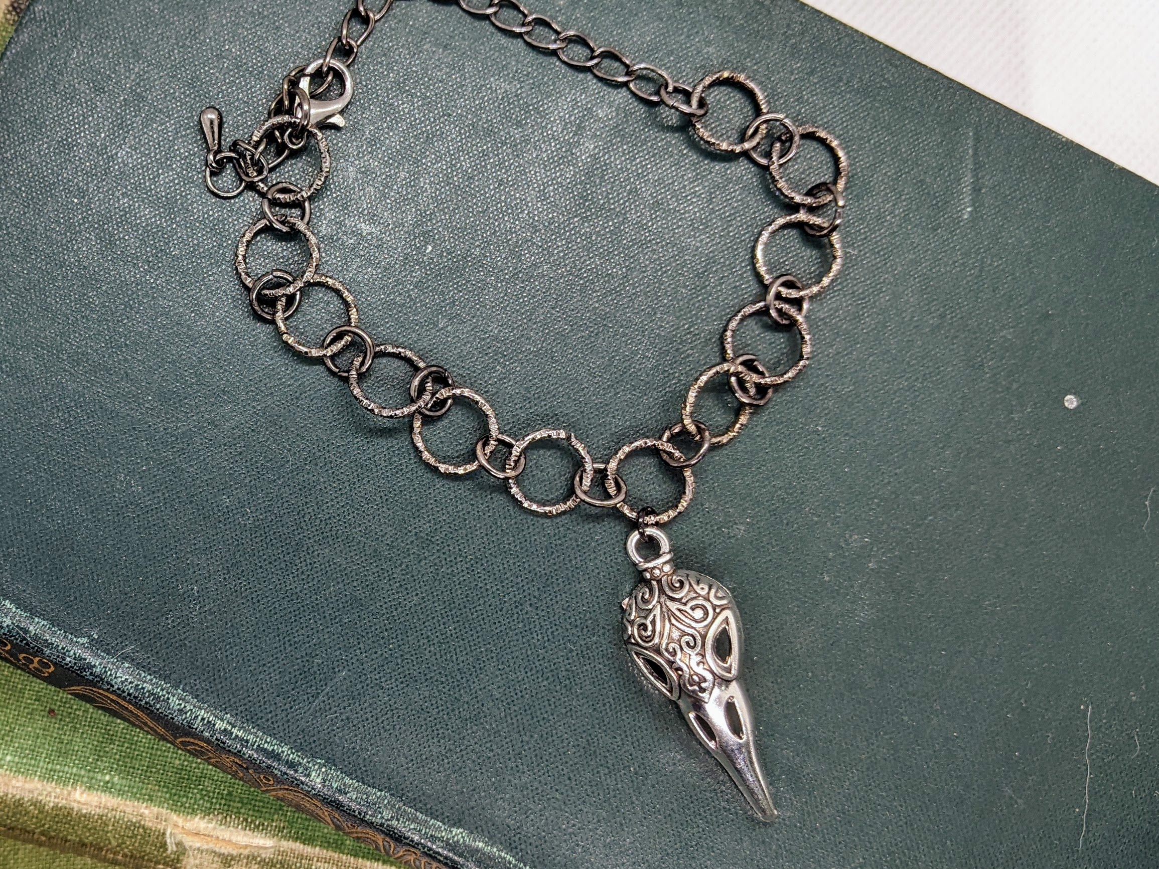 Raven Skull Bracelet with Chunky Black Metal Alloy Chain